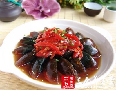 有斑點的皮蛋如果偶爾吃一個是不必擔心的