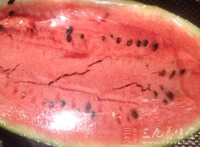 西瓜是夏天必不可少的水果之一
