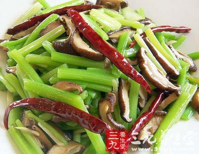 脂肪肝的食療法 芹菜炒香菇