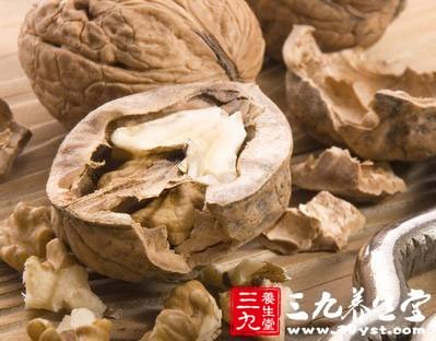 核桃不僅是最好的健腦食物又是神經衰弱的治療劑