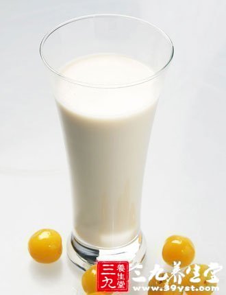 牛奶必須煮沸