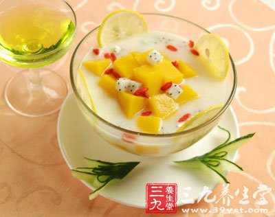 喝酸奶可預防骨質疏松