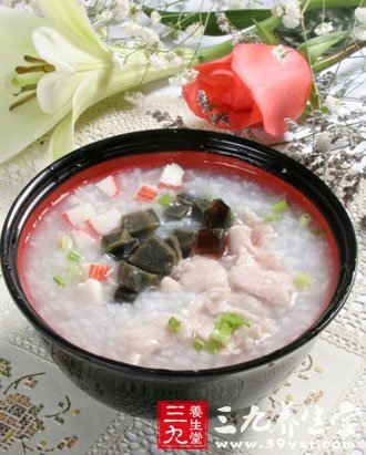 豆腐粒香菇干鱿魚粥