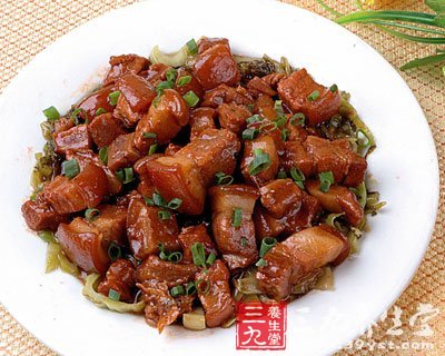 選購豬肉首先是看顏色