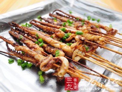 味精忌用於鹼性食物