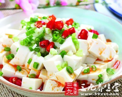 小蔥拌豆腐竟相克 警惕易致病食物搭配