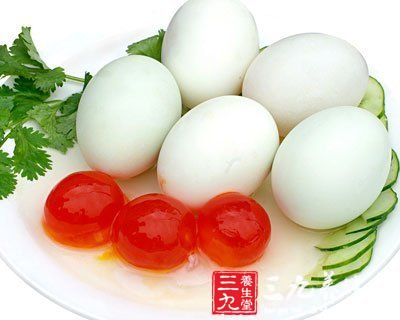 酷暑炎夏 鹹蛋皮蛋多吃危健康