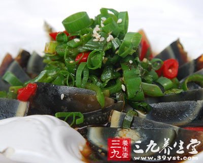 酷暑炎夏 鹹蛋皮蛋多吃危健康