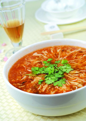 酸辣湯降脂促代謝 但不易空腹喝