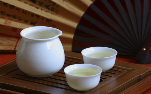 荷葉減肥茶配方 減肥效果超明顯 荷葉可以減肥嗎 荷葉減肥茶配方有哪些 荷葉茶可以減肥嗎