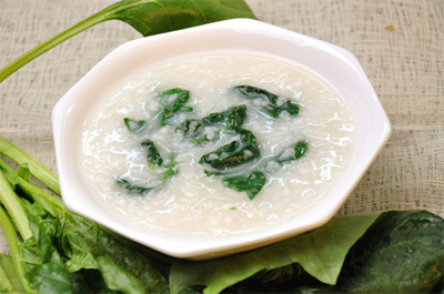 菠菜粥減肥食譜 排毒助減肥
