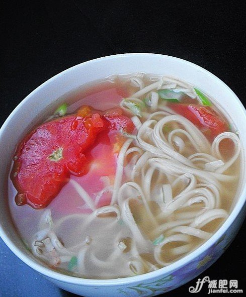 牛肉味熱湯面