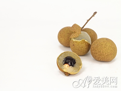 飯前指壓嘴唇10秒食欲全無 