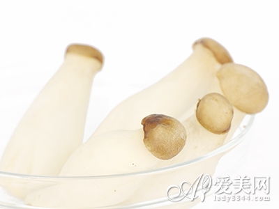  四種食物讓瑜伽塑身更有效 
