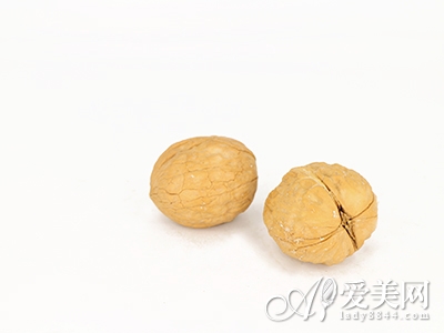  四種食物讓瑜伽塑身更有效 