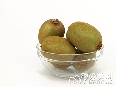  DIY減肥菜：竹筍包菜卷 