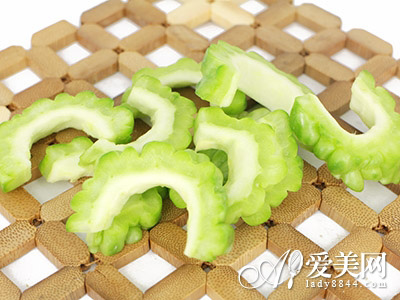  貪吃胖妹的十個減肥法 