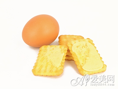 不能碰的8種發胖食物 