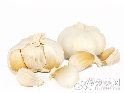  不能碰的8種發胖食物 