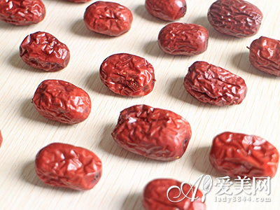  胸部不下垂秘決喝湯是王道 
