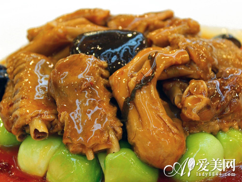  專家支招：春節吃美食瘦身 