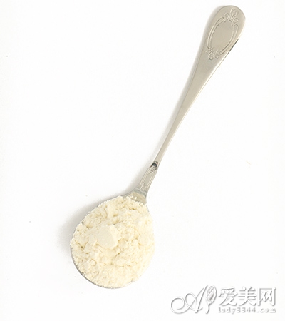  檸檬泡水 喝喝就瘦 