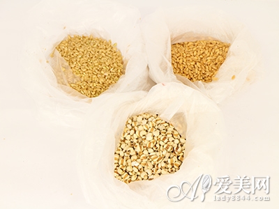  享“瘦”美味 低脂雙皮奶 