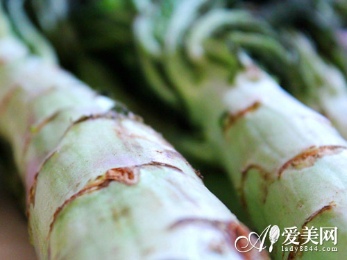  喝瓶裝綠茶讓你瘦不下來 