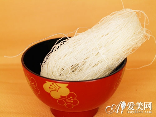 看讓你美麗一生的營養療法