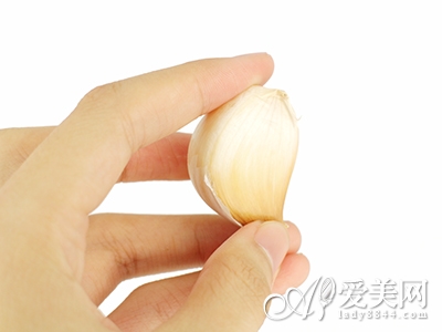  一只蘋果吃出的苗條 