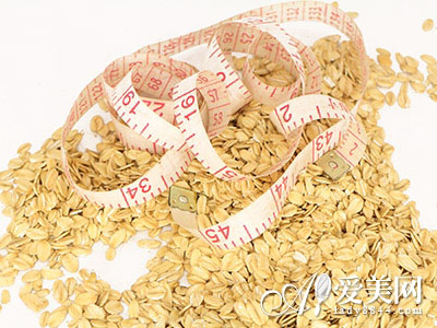  十大排毒食品 巧治便秘消肚腩 