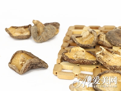  多吃十種食物 清腸甩肚腩 