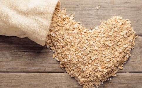 減肥粥:燕麥紅棗粥的做法 燕麥紅棗粥的做法 如何自制燕麥紅棗粥 減肥粥的做法有哪些