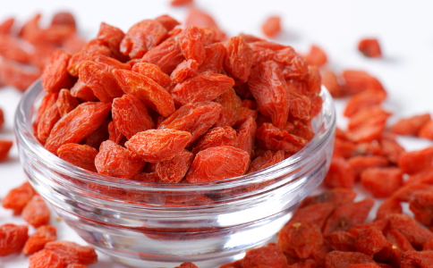 枸杞怎麼吃減肥 枸杞泡開水狂減17公斤 枸杞怎麼吃可以減肥 枸杞泡開水的減肥功效 枸杞減肥食譜有哪些