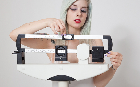 減肥成功後必須注意的5大要點 減肥成功後要注意哪些要點 飲食減肥注意事項 減肥期間的飲食注意事項