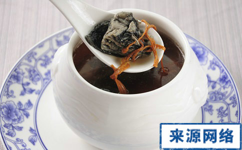 暑假期間要如何減肥 暑假減肥的方法有哪些 減肥湯要如何做