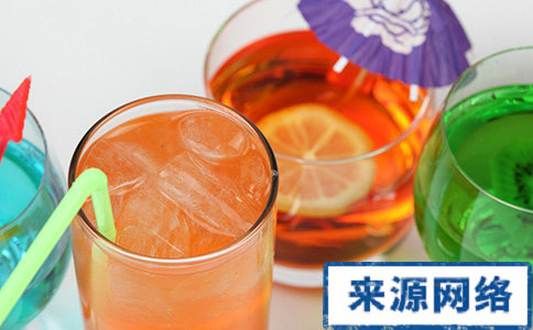 排毒減肥的飲品有哪些 喝什麼飲品能排毒減肥 什麼飲品喝了能排毒減肥