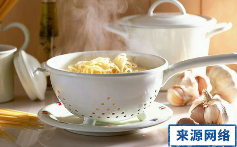 一日6餐減肥法 減少脂肪堆積 少食多餐減肥法 少食多餐減肥 腹部脂肪堆積的原因