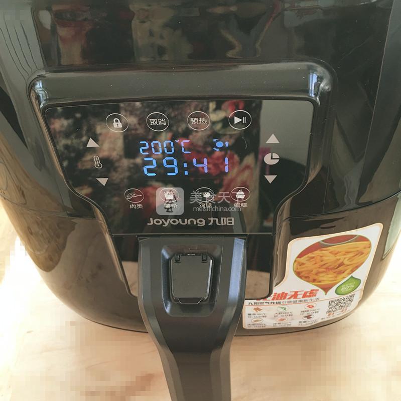 空氣炸鍋版烤紅薯的做法步驟：3