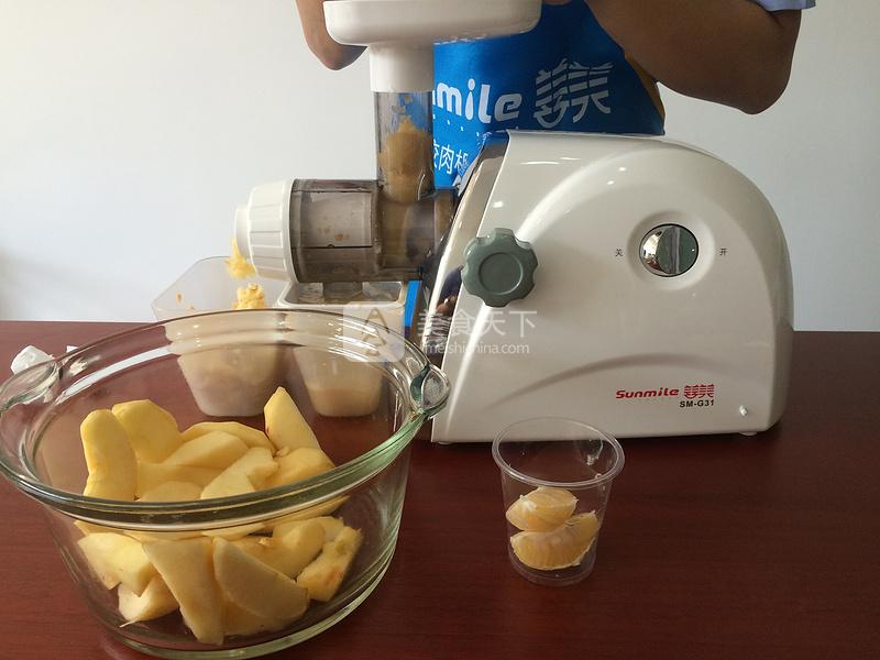 告別脂肪，重塑體型——蘋果檸檬汁/蘋果醋的做法步驟：2