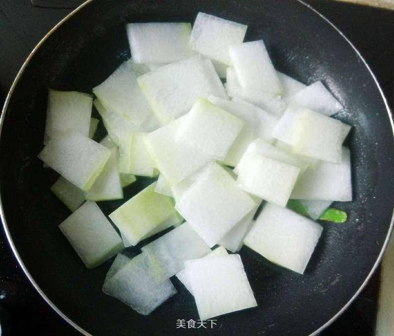 清爽冬瓜丸子湯的做法步驟：3