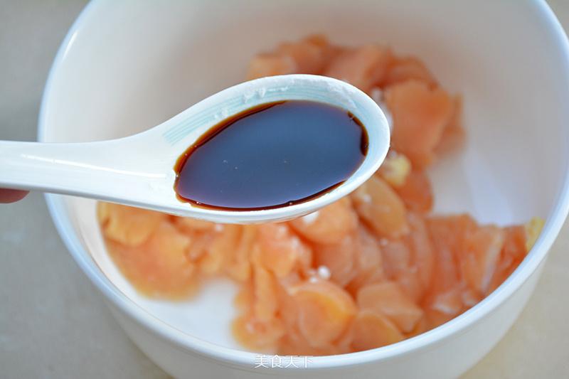 雞肉片炒菜花—減肥也可以照樣吃的做法步驟：5