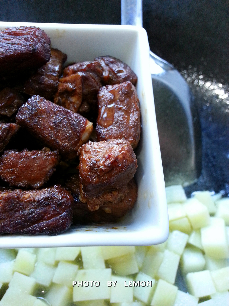 胖子減肥最佳食品— —咖喱牛肉飯的做法步驟：6