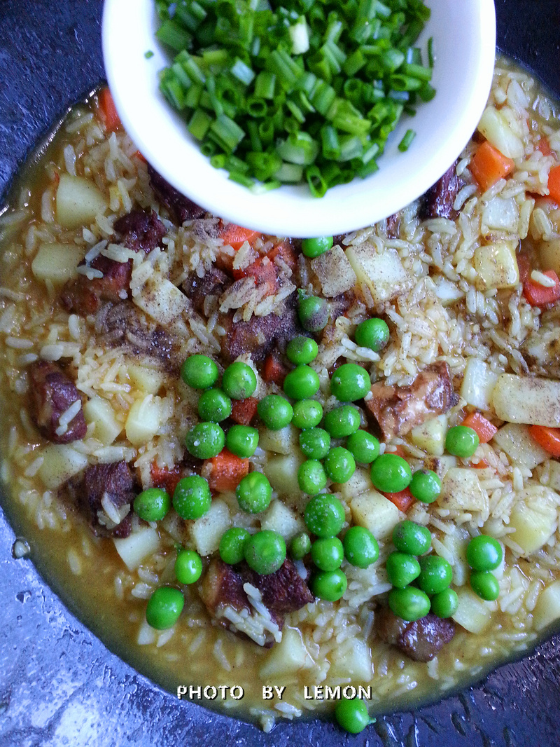 胖子減肥最佳食品— —咖喱牛肉飯的做法步驟：15