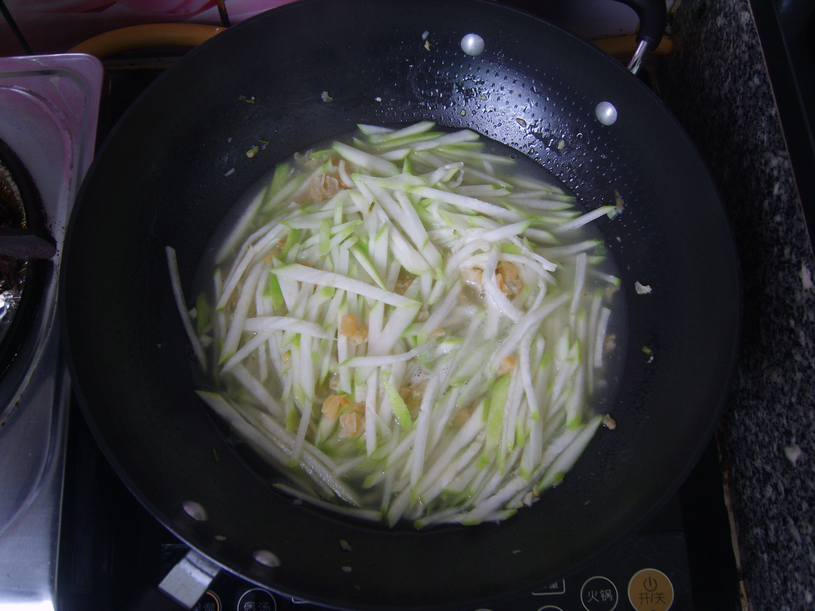 節瓜瑤柱蝦米粉絲煲的做法步驟：12