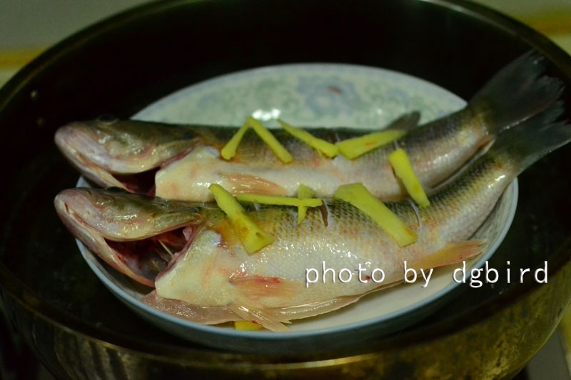 #簡單生活，簡單菜# 清蒸鲈魚的做法步驟：9
