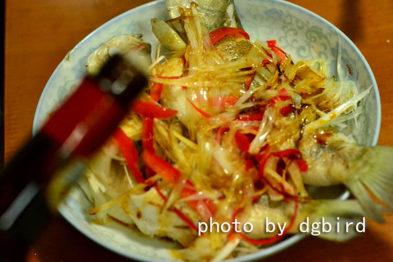 #簡單生活，簡單菜# 清蒸鲈魚的做法步驟：11