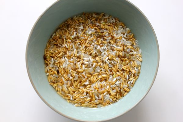 【掌握兩步比例】做出粘稠清爽五谷涼粥的做法步驟：5