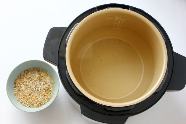 【掌握兩步比例】做出粘稠清爽五谷涼粥的做法步驟：4