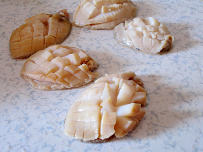 蒜蓉粉絲蒸鮑魚的做法步驟：5